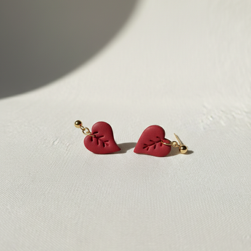 Boucle d'oreille fait main _ France _ Auvergne _ Acier inoxydable_Pendant_Fleur_Rouge_Bordeau