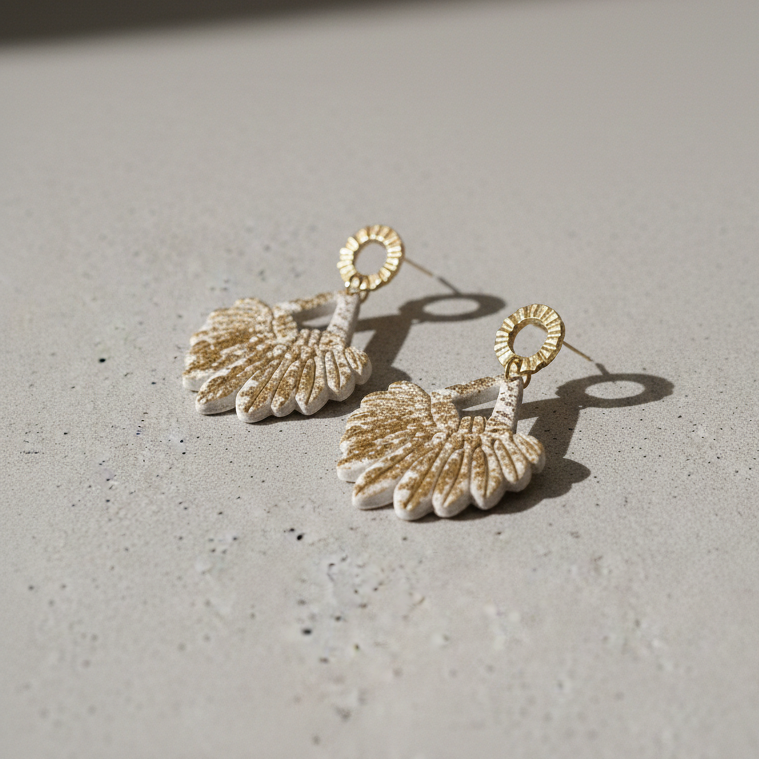 Boucle d'oreille fait main _ France _ Auvergne _ Acier inoxydable_Pendant_Blanc_Dorée