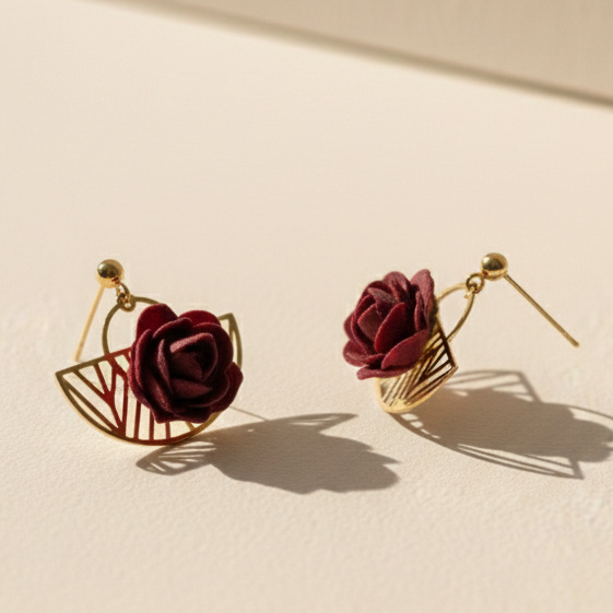 Boucle d'oreille fait main _ France _ Auvergne _ Acier inoxydable_Pendant_Fleur_Bordeau_Dorée